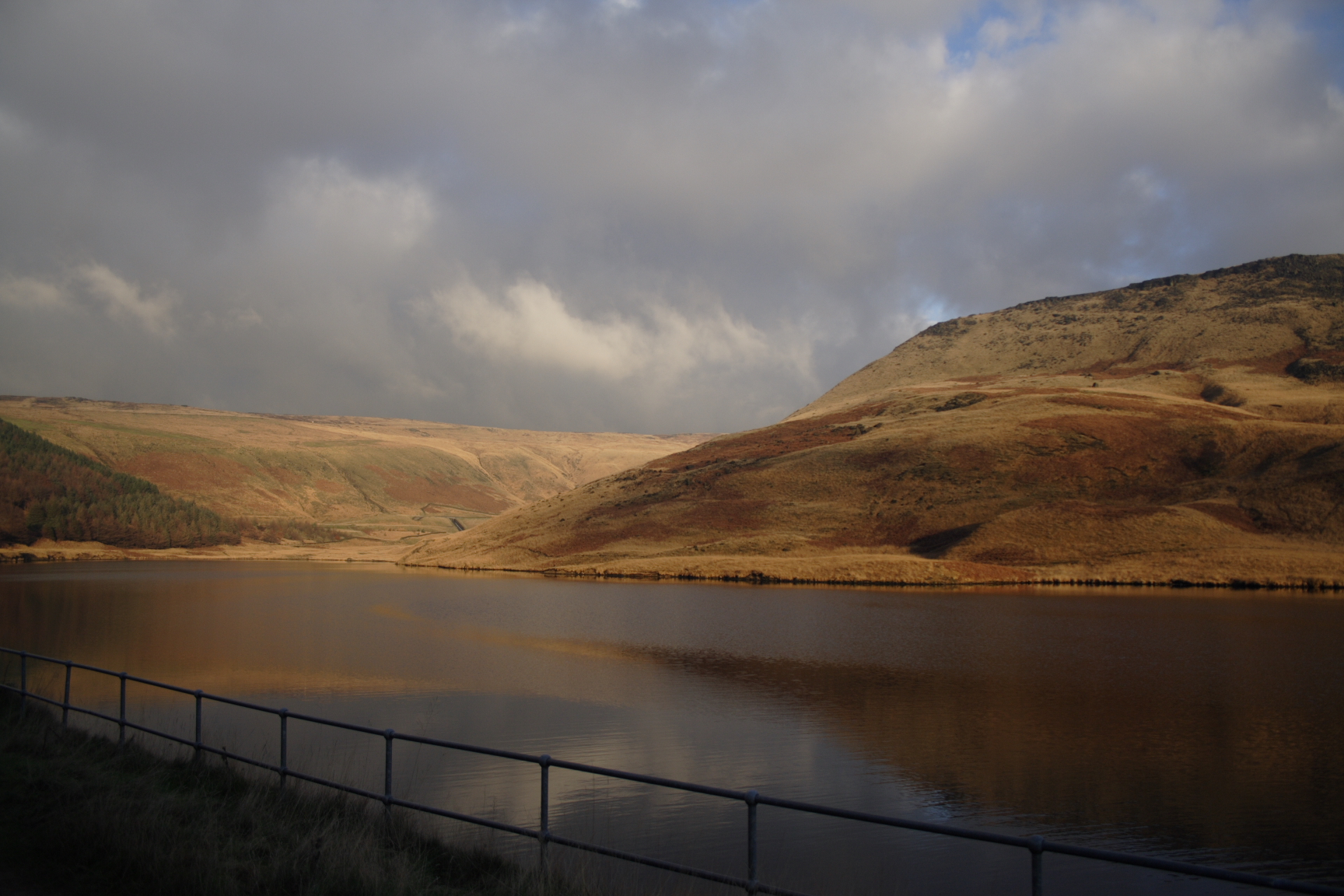 dovestones049