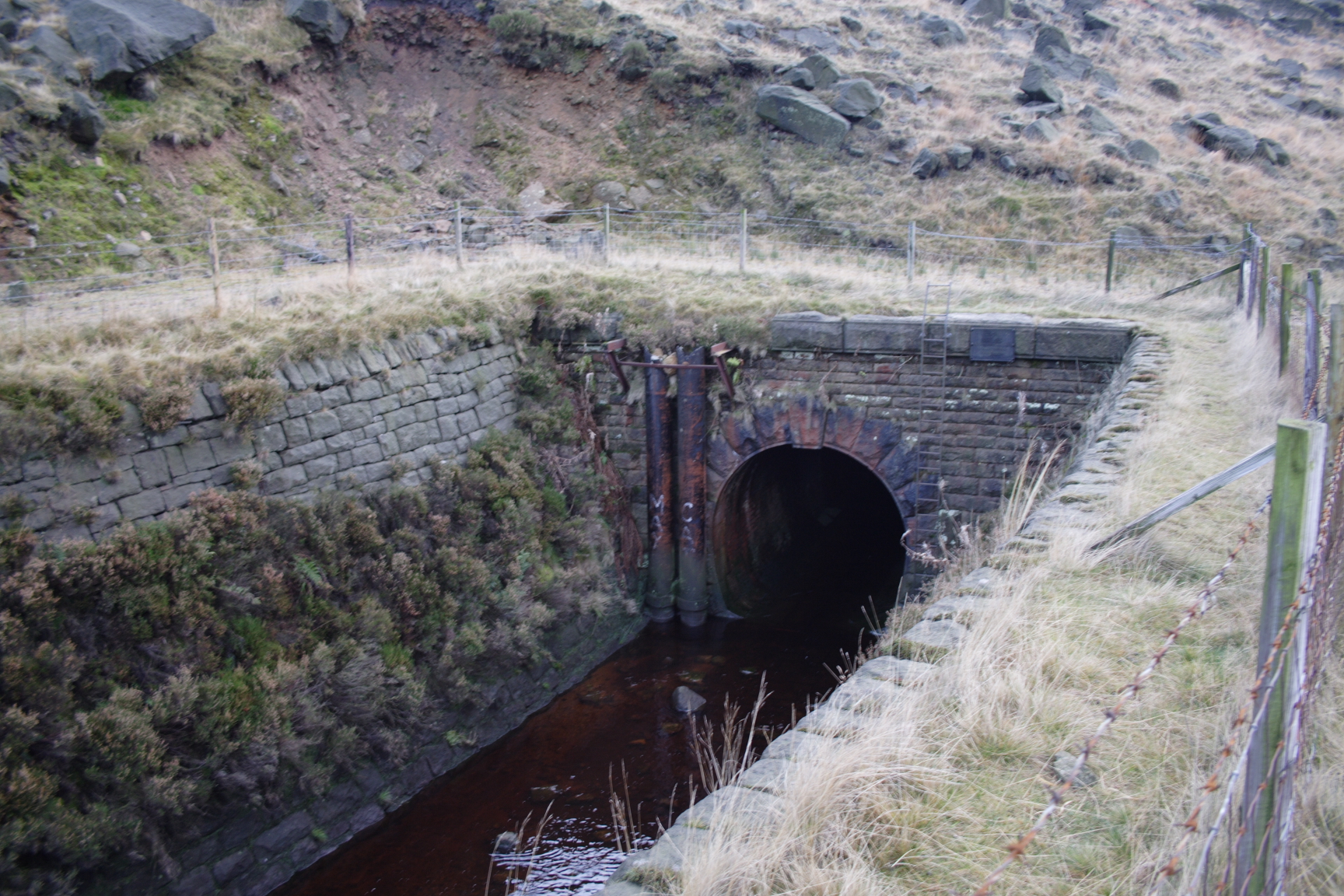 dovestones086